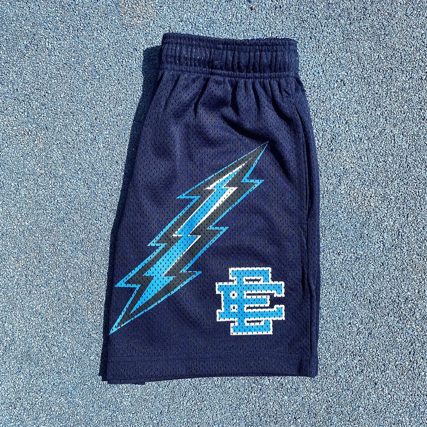 EE Lightning Short New Navy - Image 2